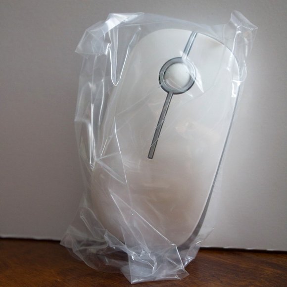 Jelly Comb Wireless Mouse - Picture 1 of 2